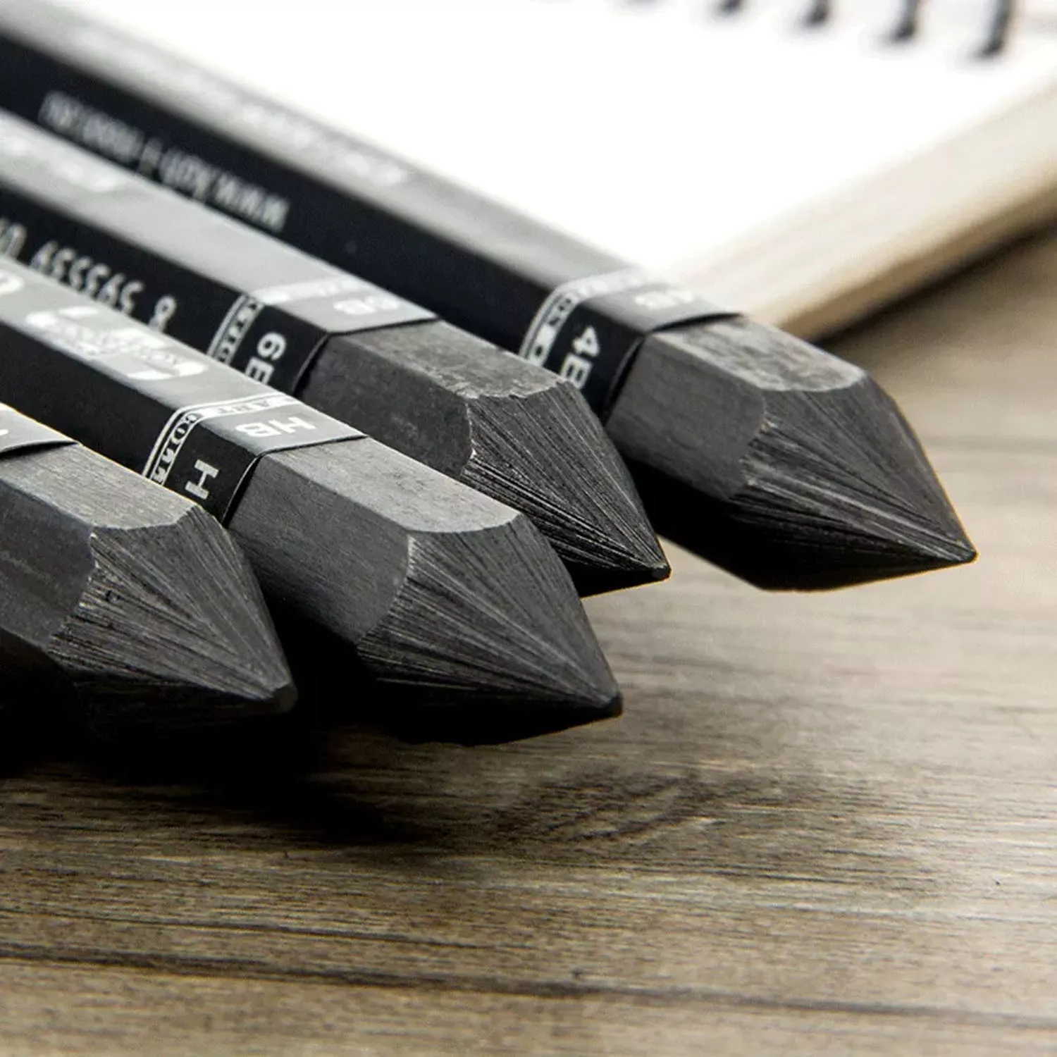 https://www.tintadlaplastykow.pl/gfx/groups/group_10472/t92_grafit_do_rsyowania_kohinoor_graphite_sticks_l33.webp