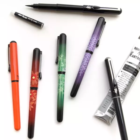 https://www.tintadlaplastykow.pl/gfx/groups/group_11531/t599_pentel_pocket_brush_pen_gfkp.webp