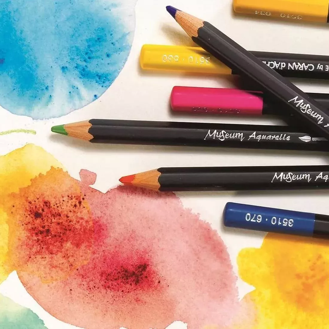 https://www.tintadlaplastykow.pl/gfx/groups/group_12313/t92_Caran-d’Ache-Museum-Aquarelle-Kredki-Akwarelowe_3.webp