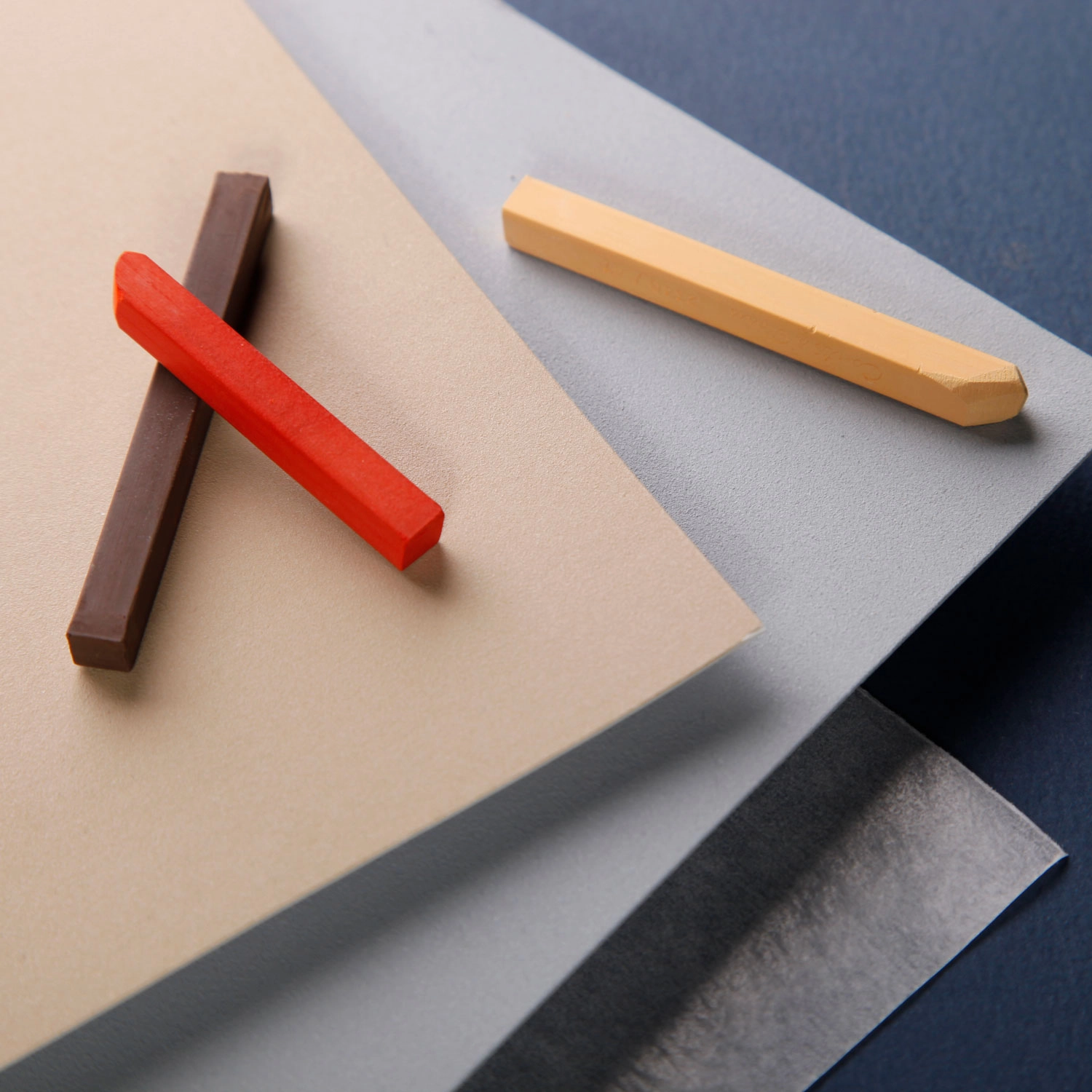 https://www.tintadlaplastykow.pl/gfx/groups/group_16430/t92_pastelmat_blok_clairefontaine_main2.webp