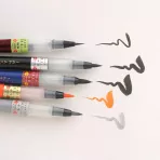 https://www.tintadlaplastykow.pl/gfx/groups/group_17006/t148_Brush-Pen-Kuretake-Bimoji-Cambio_l2.webp