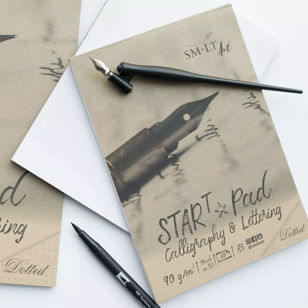 https://www.tintadlaplastykow.pl/gfx/groups/group_18329/t92_Blok-do-Kaligrafii-SMLT-Art-Start-Pad-Calligraphy-&-Lettering-Dotted-90-gsm_221.webp