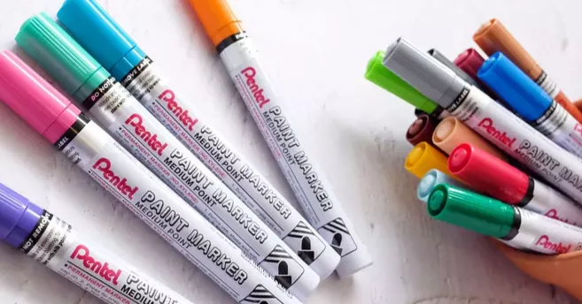 /gfx/groups/group_18615/carousel/Marker-Olejowy-Pentel-Paint-Marker-Medium-Point-2%2C3-mm-MMP10.webp