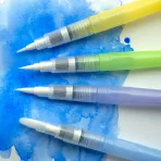 https://www.tintadlaplastykow.pl/gfx/groups/group_19282/t148_Pędzel-na-Wodę-Kuretake-Water-Brush-Detailer-WSBR01_00.webp