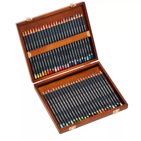 https://www.tintadlaplastykow.pl/gfx/photos/offer_28692393/kredki-derwent-procolour-48-set-wooden-box-2302523_4_1580318437134519.webp