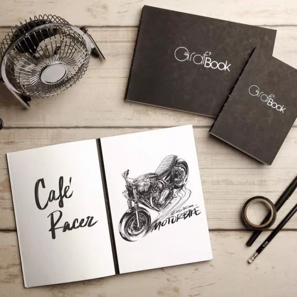 https://www.tintadlaplastykow.pl/gfx/photos/offer_36397242/szkicownik-clairefontaine-graff-book-360-100-gsm-100-ark-portrait-a5-975801c_4_443329785101445.webp