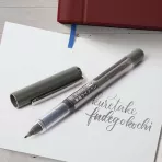 https://www.tintadlaplastykow.pl/gfx/photos/offer_45925678/pisak-kuretake-fudegokochi-fine-usuzumi-gray-ls510s_2_476888525074332.webp