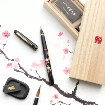 Brush Pen Kuretake Mannen Mouhitsu Maki-e Monogatari Edazakura DU180-215