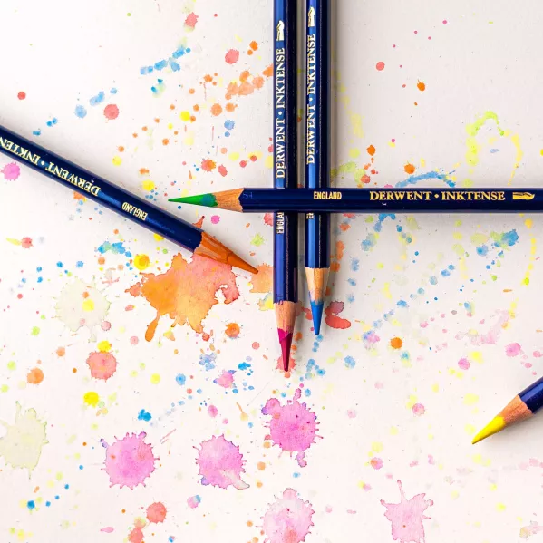 https://www.tintadlaplastykow.pl/gfx/photos/offer_54755684/kredka-derwent-inktense-0410-hot-red_2_229608308112025.webp