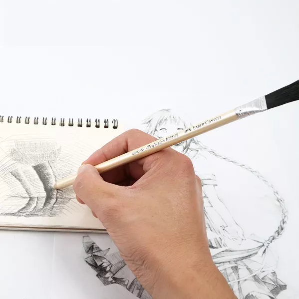 https://www.tintadlaplastykow.pl/gfx/photos/offer_58475985/gumka-w-olowku-z-pedzlkiem-faber-castell-perfection-7058-b_2_2086369398080121.webp