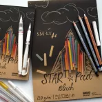 https://www.tintadlaplastykow.pl/gfx/photos/offer_58969287/blok-smlt-art-start-pad-black-120-gsm-20-ark-a5-spirala-5ps20blackts_2_1783977282102256.webp