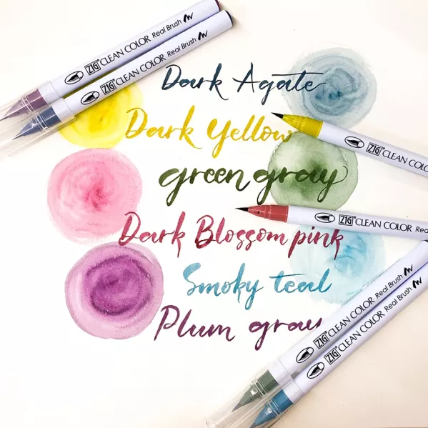 https://www.tintadlaplastykow.pl/gfx/photos/offer_60046657/pisaki-kuretake-clean-color-real-brush-30-set-rb6000at30va_5_482545410141254.webp